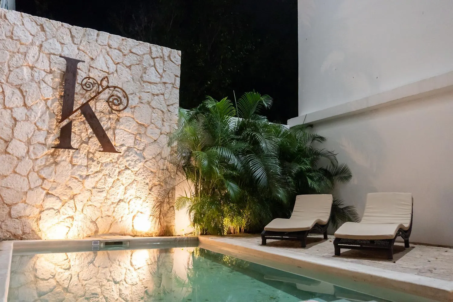 Kante Hotel - Downtown تولوم