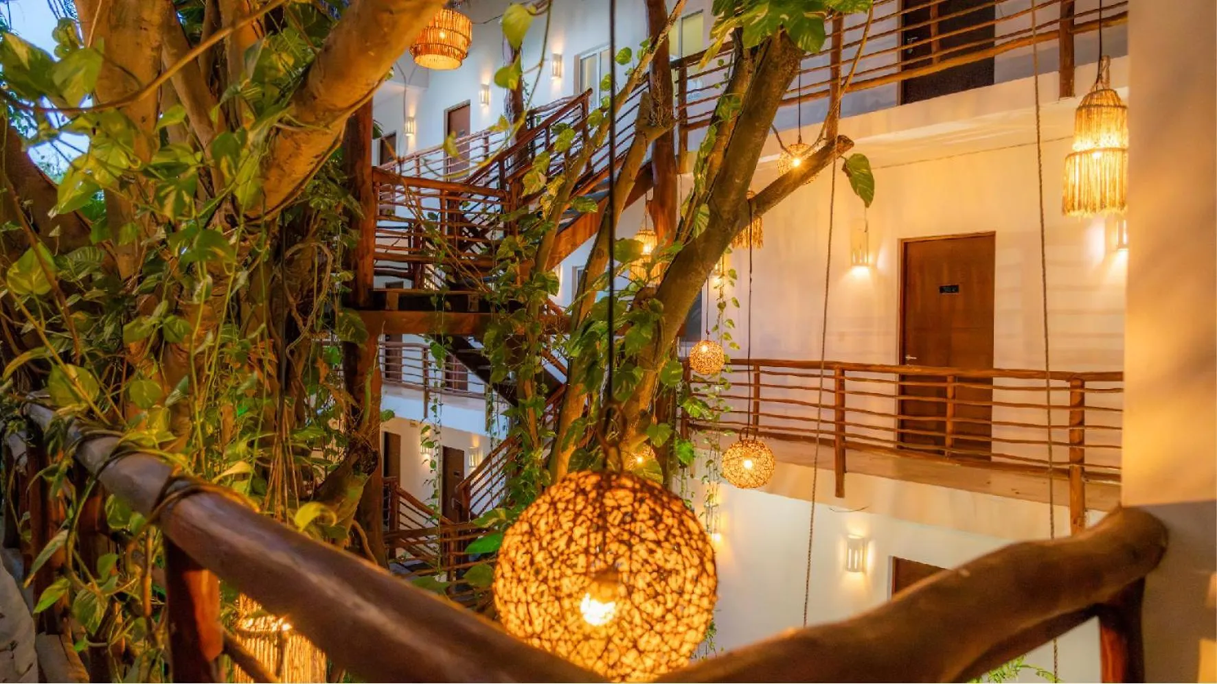 Kante Hotel - Downtown تولوم 4*,